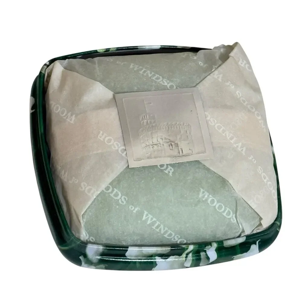 Lily of the Valley by Woods of Windsor 3.5 oz / 100 g fine quality soap tin